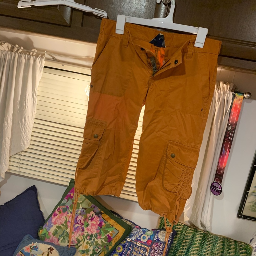🎈 🐥 Lucky Brand 🍀 Cargo Capris